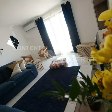 New & Luxurious Arcadia Appartement Naxxar